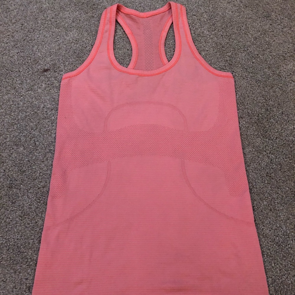 lululemon tank top